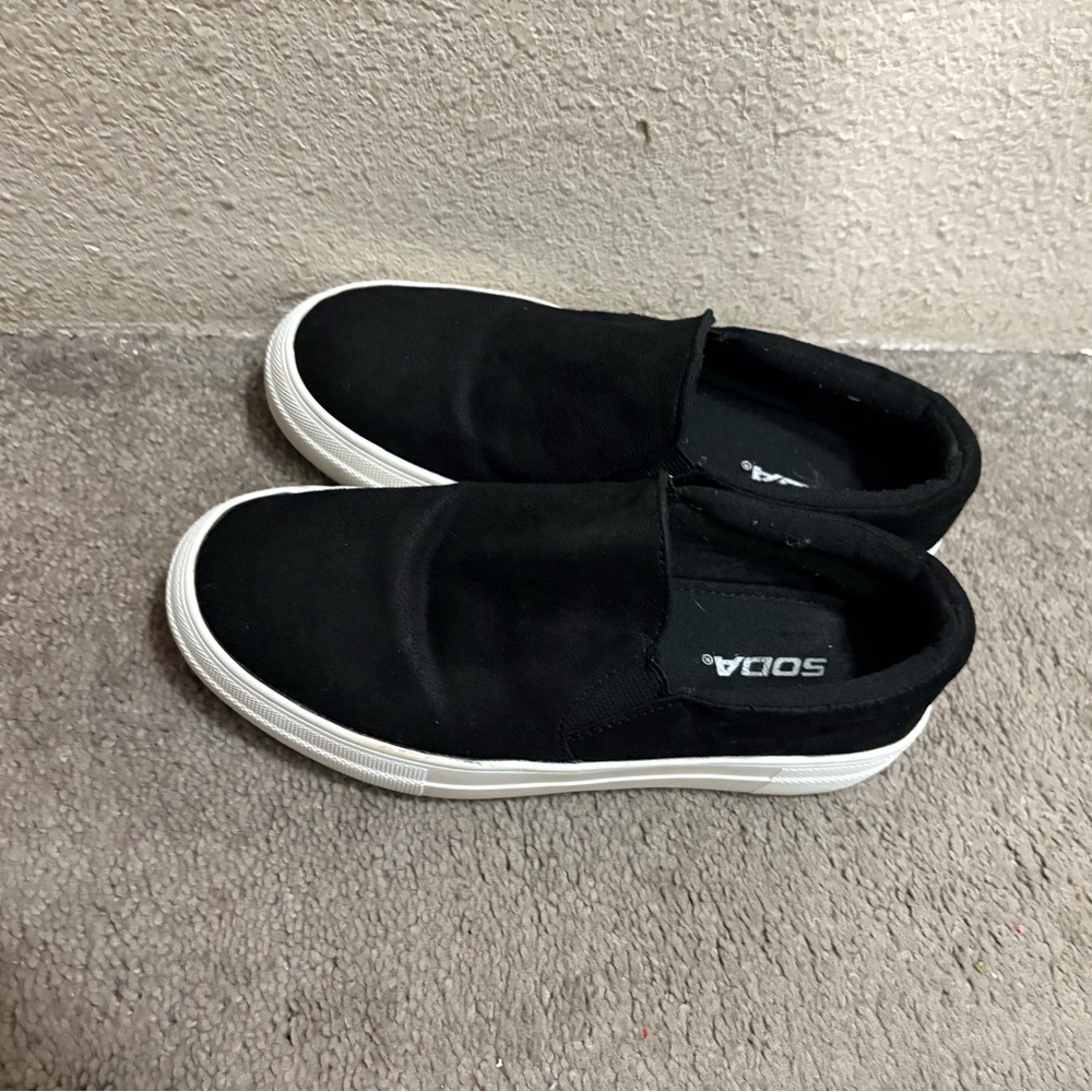 Soda Men's Black Slip-On Sneakers